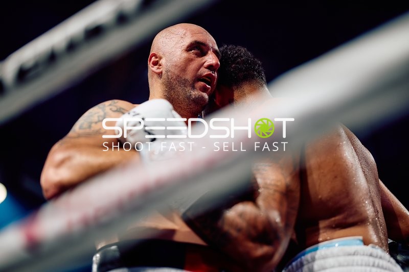 Boxer Srdan Govedarica (115; VIP) in Ringside Zone