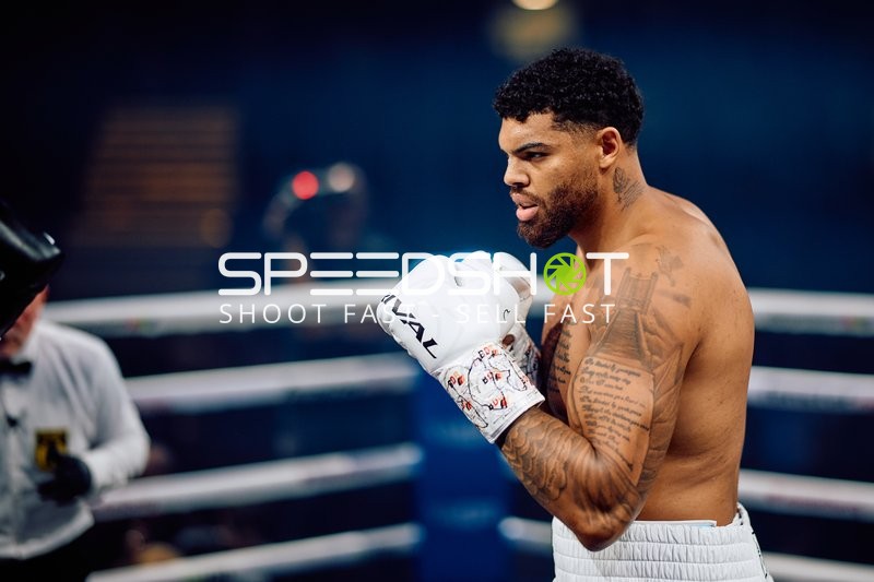 Boxer Schwergewicht Emanuel Odiase