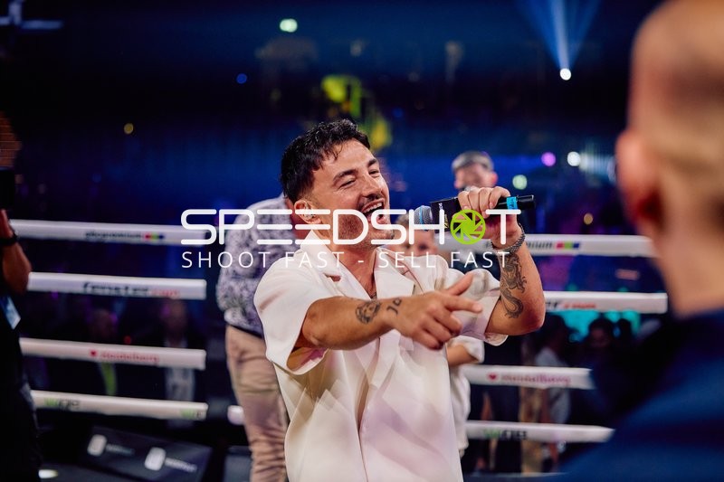 Moderator in der Ringside Zone