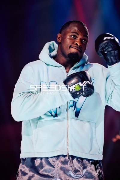 Boxer in Ringside Zone