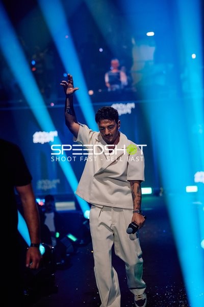 Person in Ringside Zone