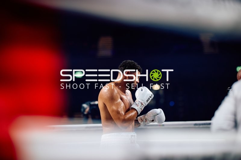 Boxer Emanuel Odiase fokussiert im Ring