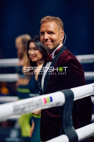 Moderator in Ringside Zone