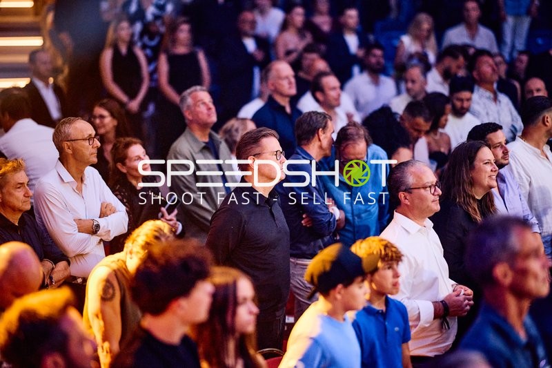 Publikum bei Ringside Zone