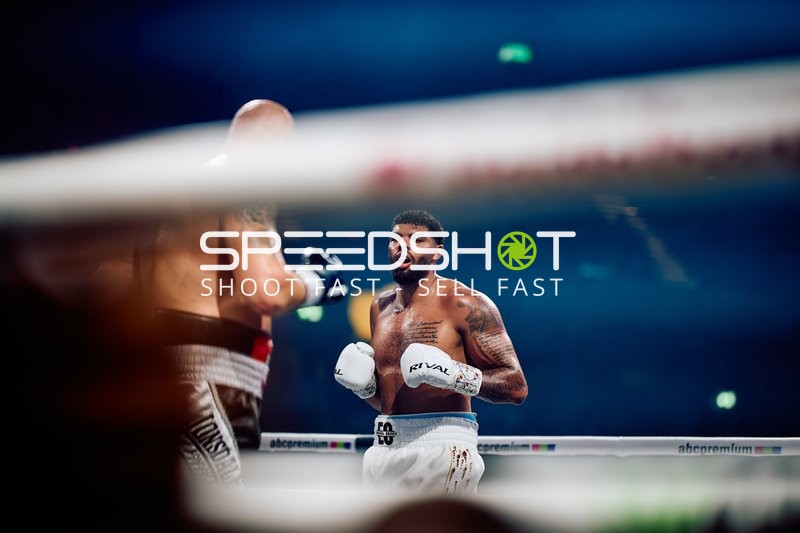 Boxer Emanuel Odiase in Aktion