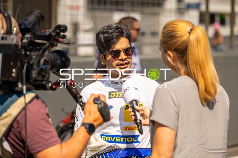 Interview mit Arjun Maini #36 am Nürburgring