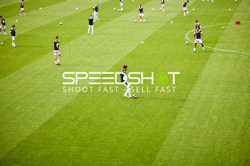 SV Sandhausen vs FSV Frankfurt Aufwärmen