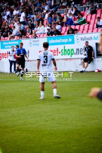 Spieler Louis Kolbe (3; SV Sandhausen) auf dem Feld