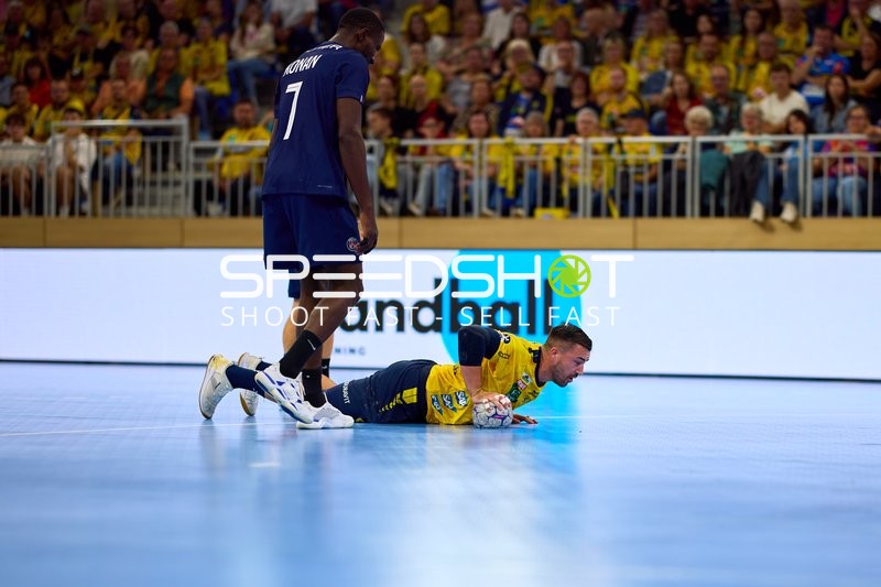 Handballspiel in der Halle