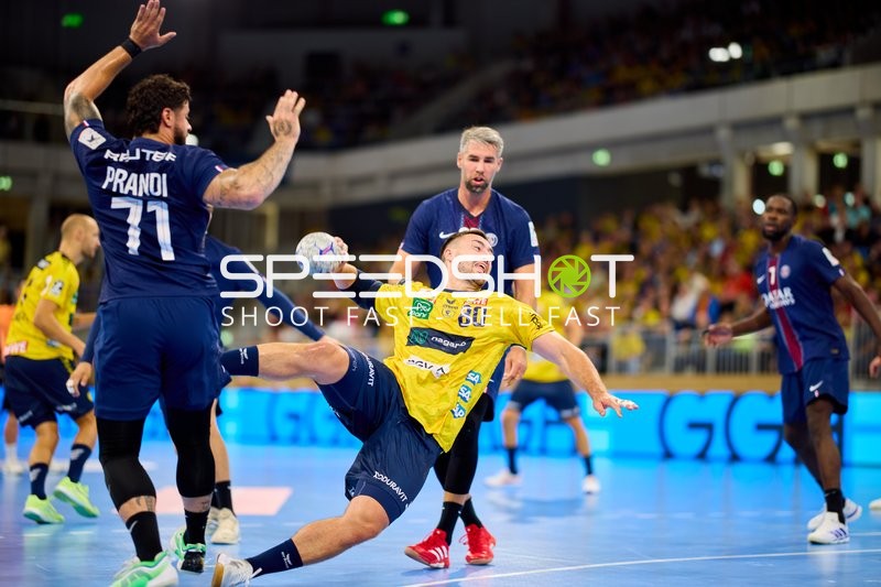 Handballspiel in Aktion