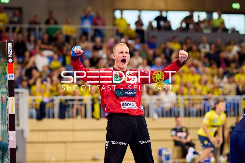 David Späth (29; Rhein Neckar Löwen) jubelt nach Tor