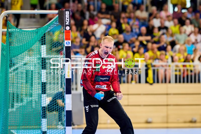 David Späth (29; Rhein Neckar Löwen) jubelt nach Tor