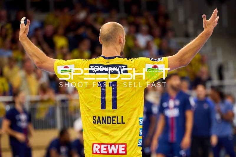 Lukas Sandell (11; Rhein Neckar Löwen) in Position