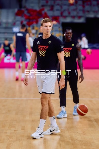 Justus Hollatz (21; Deutschland) beim Aufwärmen