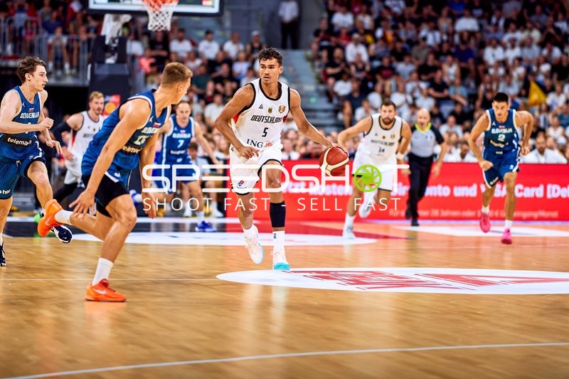 Tristan da Silva (5; Deutschland) im Ballvortrag