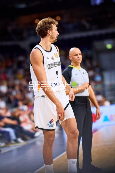 Franz Wagner (9; Deutschland) auf dem Court