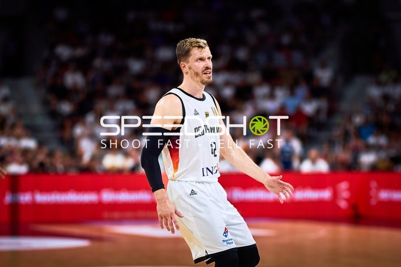 Andreas Obst (42; Deutschland) auf dem Court