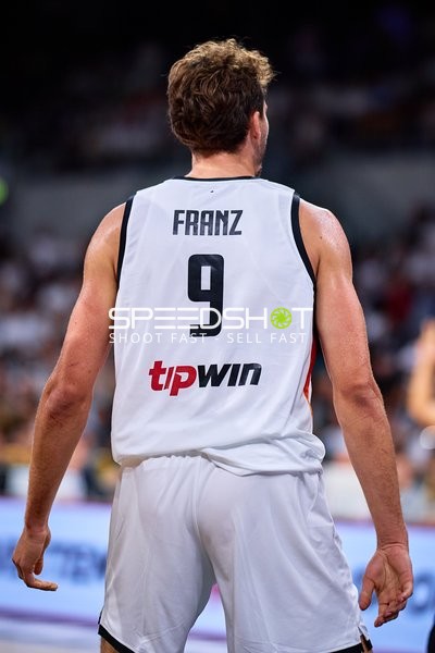Franz Wagner (9; Deutschland) auf dem Court