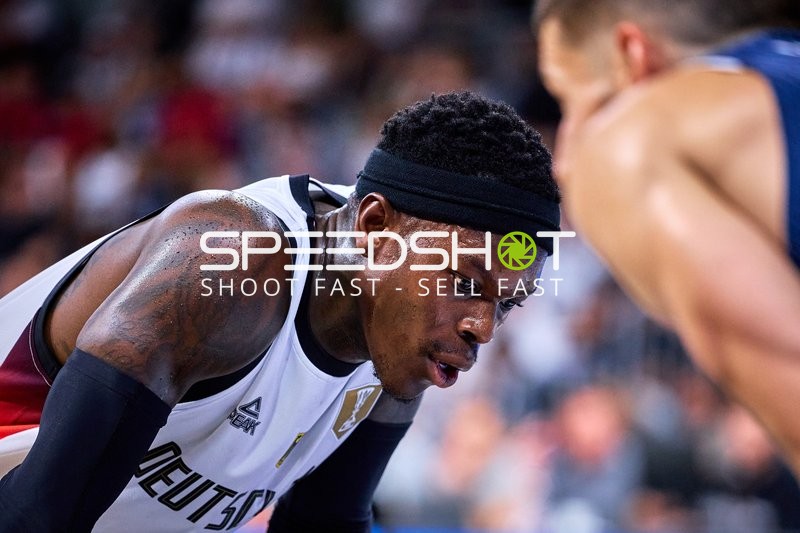 Direktes Duell auf Court