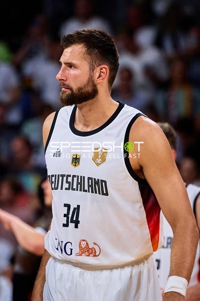 Leon Kratzer (34; Deutschland) auf dem Court