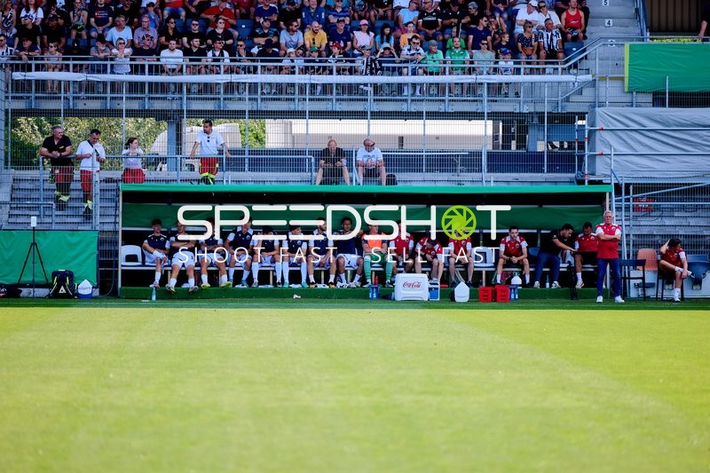 Teamaufstellung und Besprechung