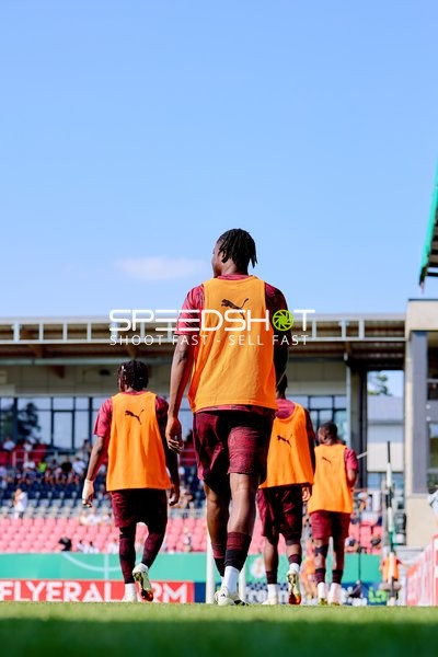 RB Leipzig beim Aufwärmen