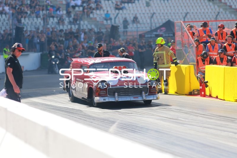 Rennwagen auf der Viertelmeile