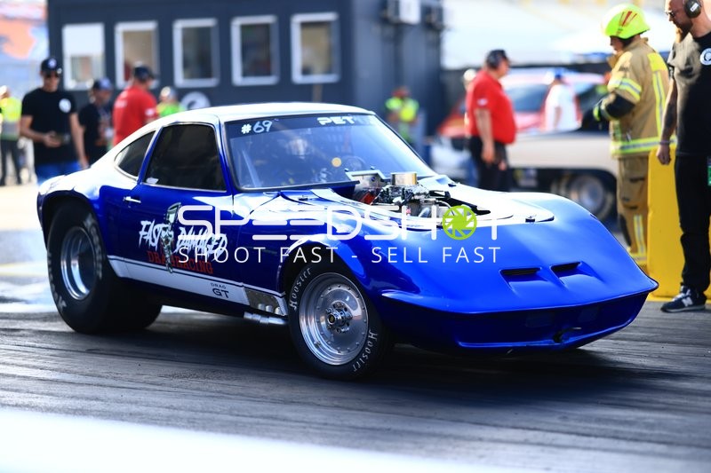 Drag Racing Rennwagen auf der Quartermile