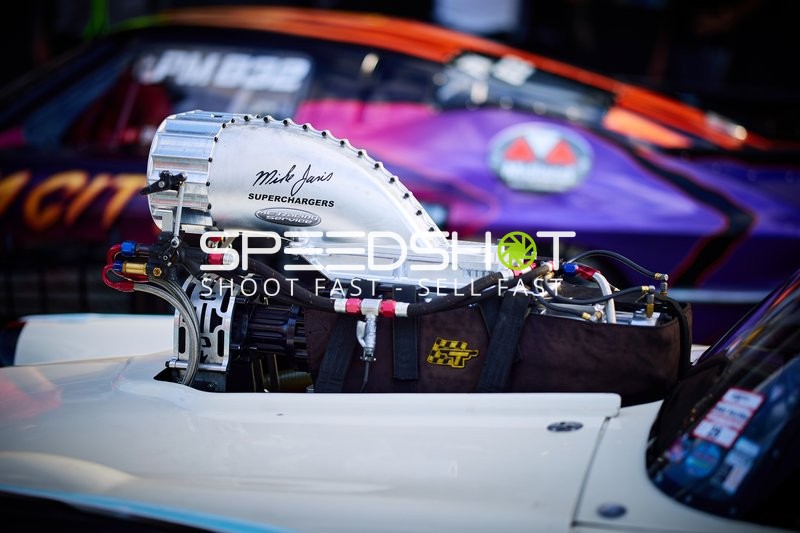 Drag Racing Motor Detail