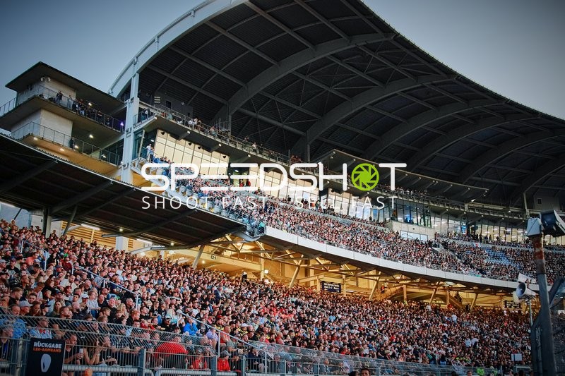 Volle Zuschauerränge am Hockenheimring