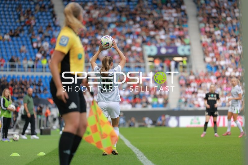 Einwurf an der Seitenlinie