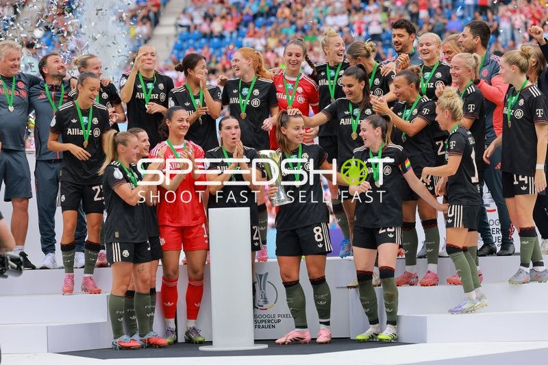 Fußball Frauen Supercup Sieg