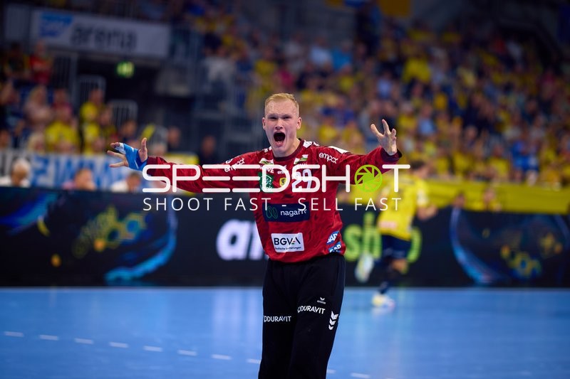 Torwart David Späth (29; Rhein Neckar Löwen) verteidigt