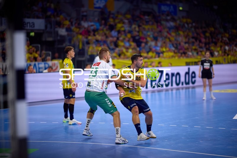Handballspiel in der Halle
