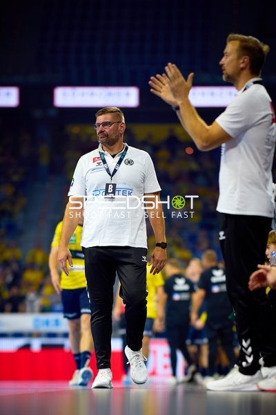 Trainer an der Seitenlinie