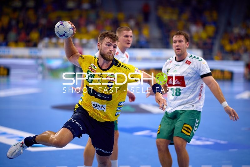 Handball Wurf Steven Plucnar Jacobsen (9; Rhein Neckar Löwen)