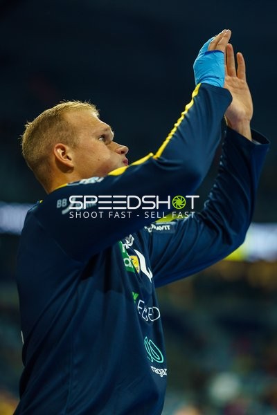 David Späth (29; Rhein Neckar Löwen) steht bereit im Tor