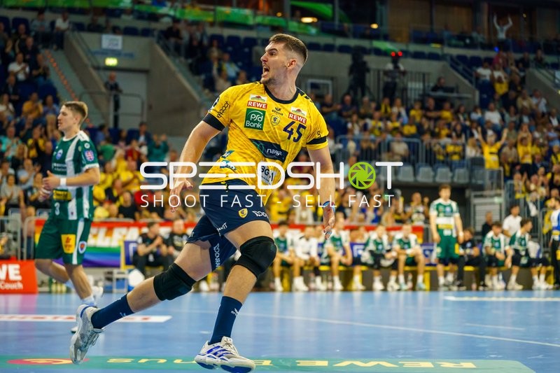 Halil Jaganjac (45; Rhein Neckar Löwen) jubelt nach einem Tor