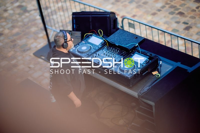 DJ bei Teamvorstellung