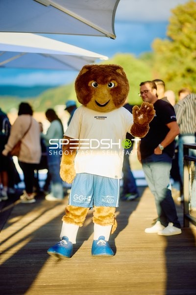 Maskottchen der MLP Academics