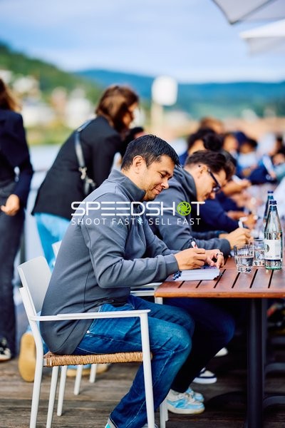 MLP Academics bei Autogrammstunde