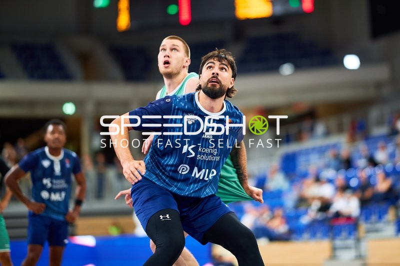 Zweikampf um Rebound