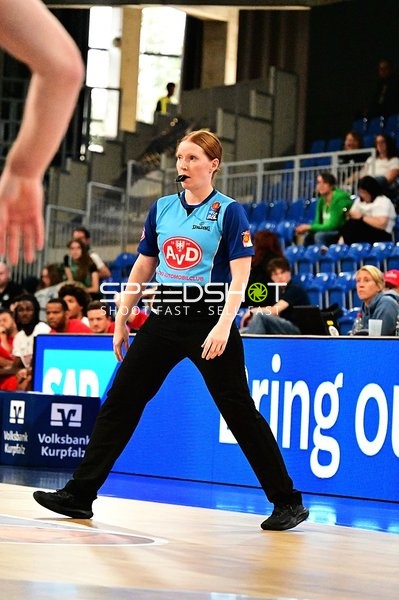 Schiedsrichter auf dem Court