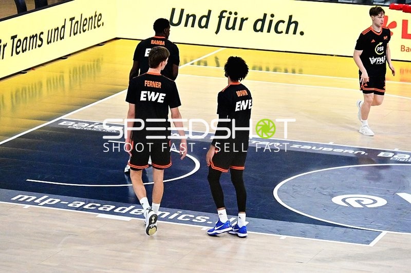 Spieler von Rasta Vechta auf Court