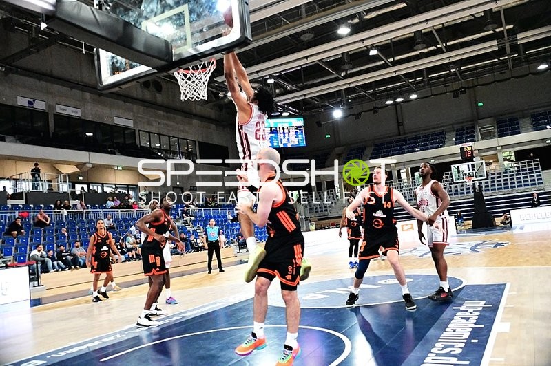 Korbleger und Verteidigung