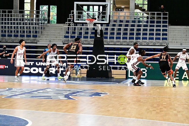 Zweikampf um den Ball