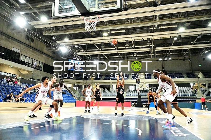 Wurfversuch und Verteidigung