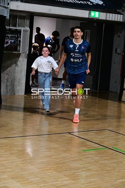 Dusan Neskovic (7; MLP) läuft auf dem Court