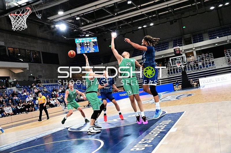 Wurfversuch und Verteidigung