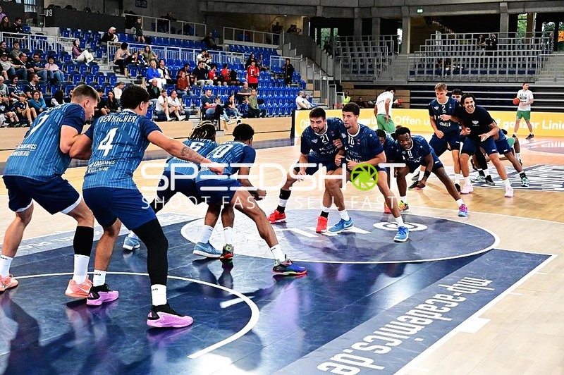 MLP Academics Heidelberg Aufwärmen